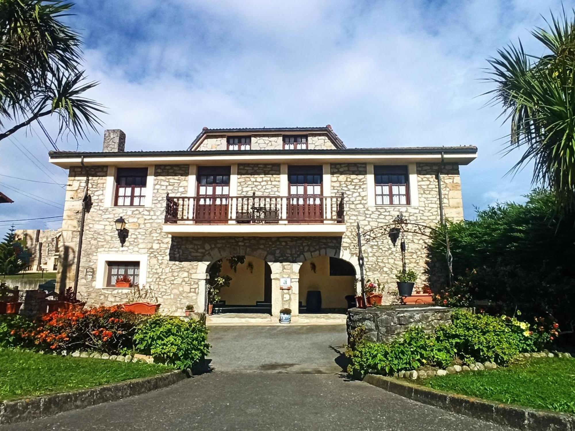 Posada Playa De Langre Langre  Exterior photo
